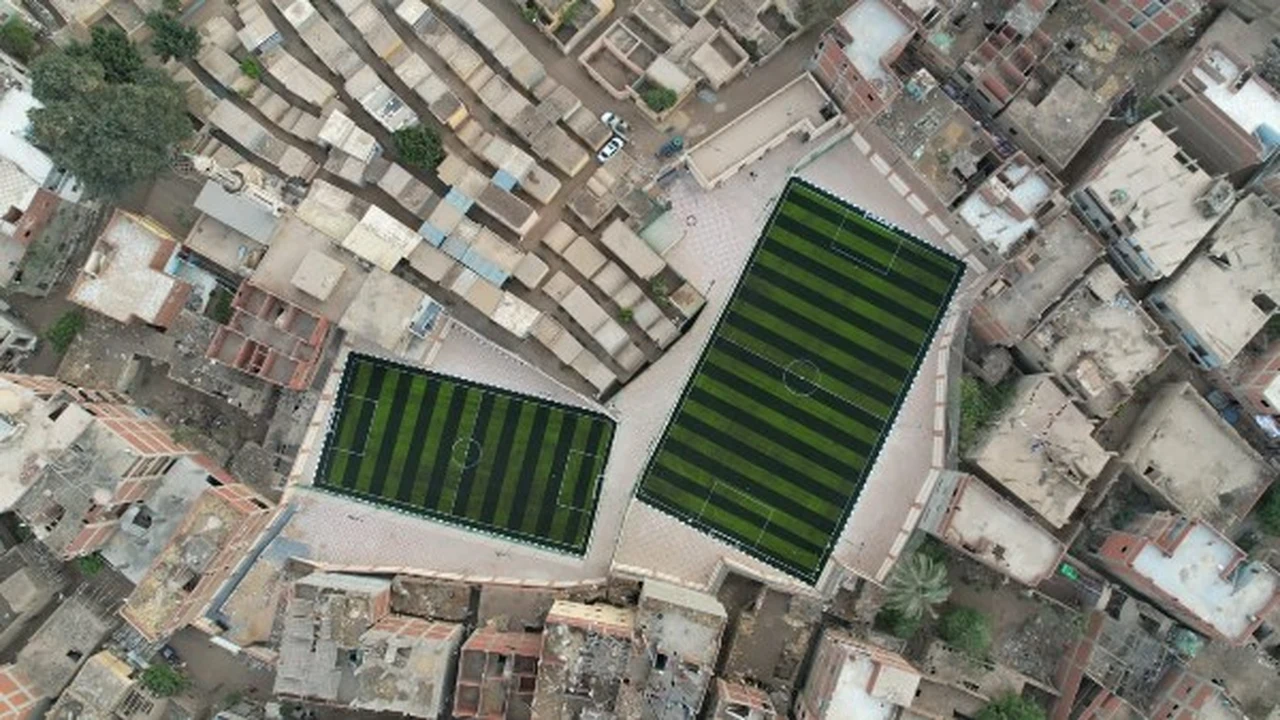 بتوجيهات رئاسية.. تحديث شامل لملاعب مركز شباب كفر السنابسة بالمنوفية «بلد فتيات العنب»